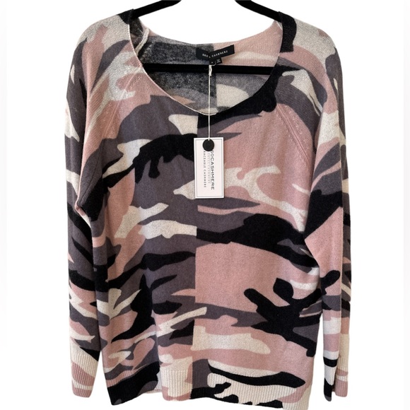 ⭐️NWT⭐️Skull Cashmere Pink/Gray Camo 100% Cashmere Sweater - Picture 2 of 6